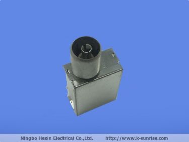 IEC connector with metal shielding cans for  FTTH CATV